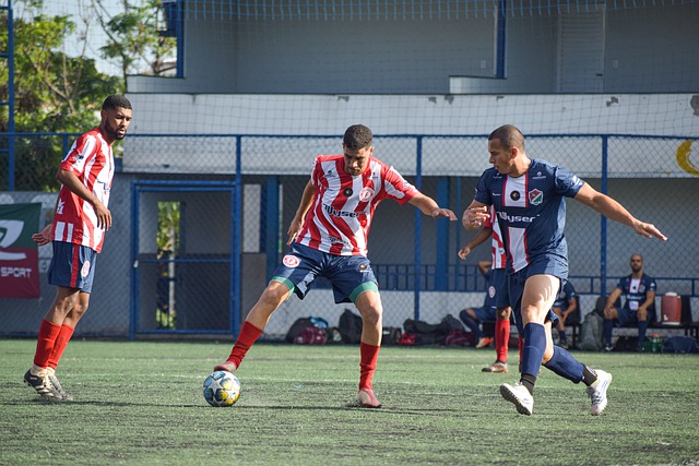 攻端屡屡贡 攻端屡屡贡